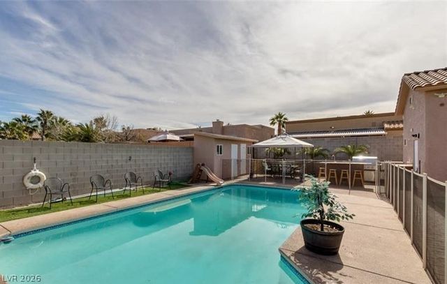 437 Waterwheel Falls Drive, Henderson, NV 89015