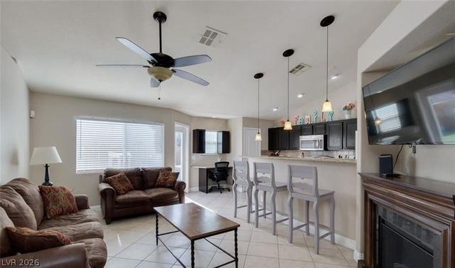 437 Waterwheel Falls Drive, Henderson, NV 89015