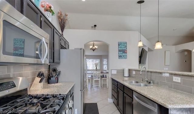 437 Waterwheel Falls Drive, Henderson, NV 89015