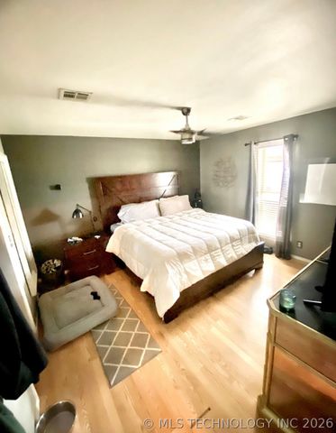 10092 Kennys Trucks Drive, Mounds, OK 74047