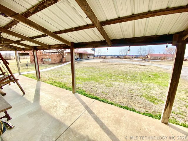10092 Kennys Trucks Drive, Mounds, OK 74047