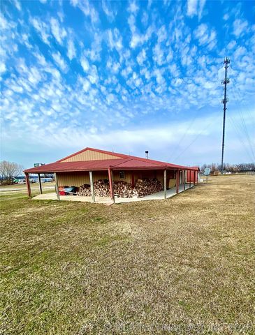 10092 Kennys Trucks Drive, Mounds, OK 74047