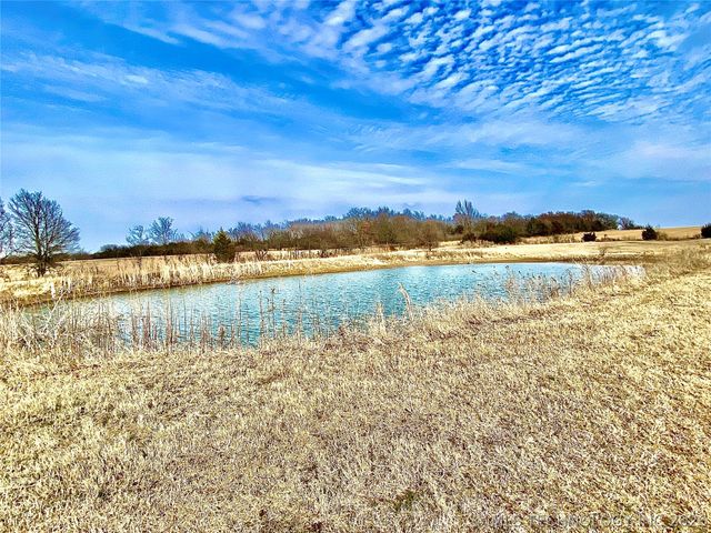10092 Kennys Trucks Drive, Mounds, OK 74047