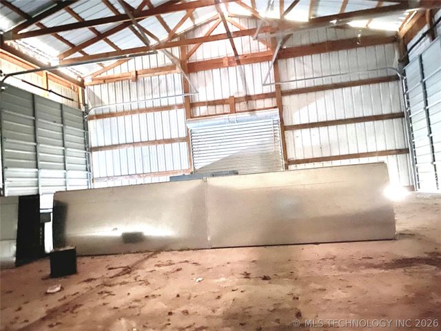 10092 Kennys Trucks Drive, Mounds, OK 74047