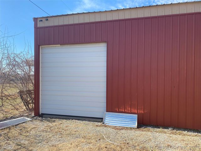 10092 Kennys Trucks Drive, Mounds, OK 74047
