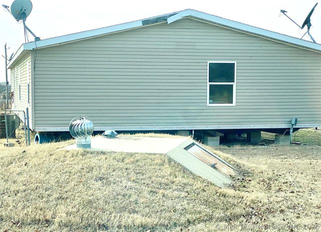 10092 Kennys Trucks Drive, Mounds, OK 74047