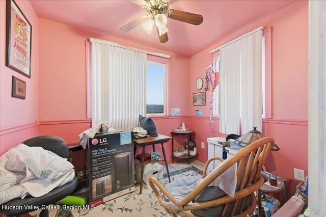 37 Summit Avenue, Catskill, NY 12414