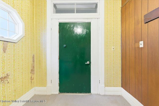 37 Summit Avenue, Catskill, NY 12414