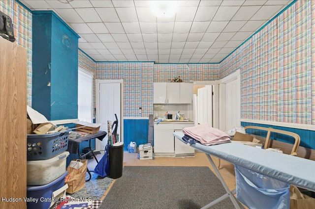 37 Summit Avenue, Catskill, NY 12414