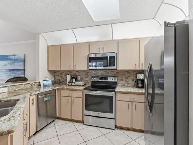 17881 SE 115TH COURT, Summerfield, FL 34491