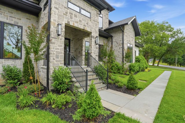 6612 Fleetwood Dr, Nashville, TN 37209