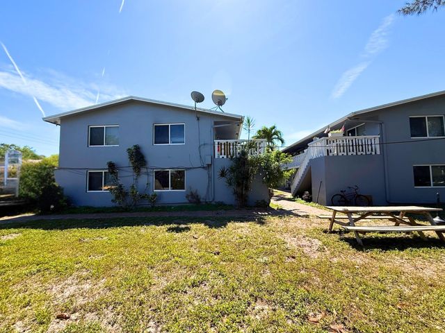 101-105 SE 26th St, Fort Lauderdale, FL 33316