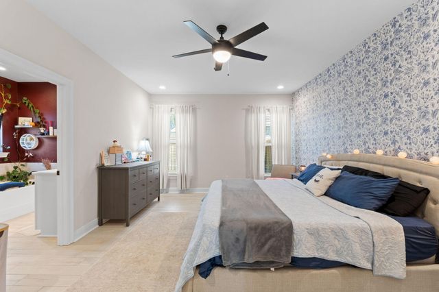 65 Apollo Avenue East, Freeport, FL 32439