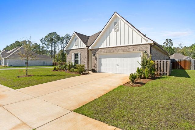 65 Apollo Avenue East, Freeport, FL 32439
