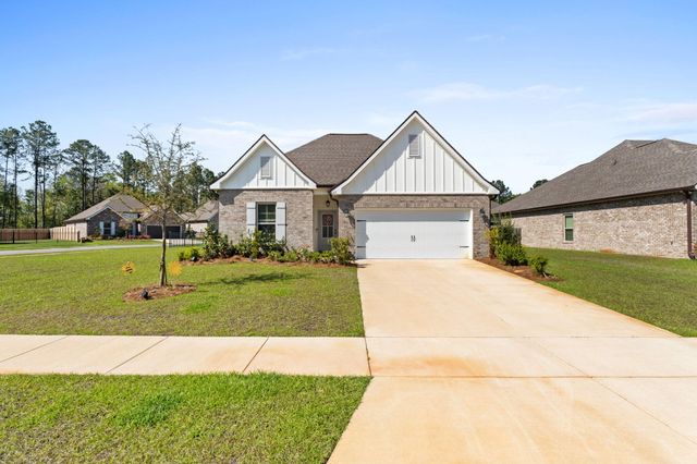 65 Apollo Avenue East, Freeport, FL 32439