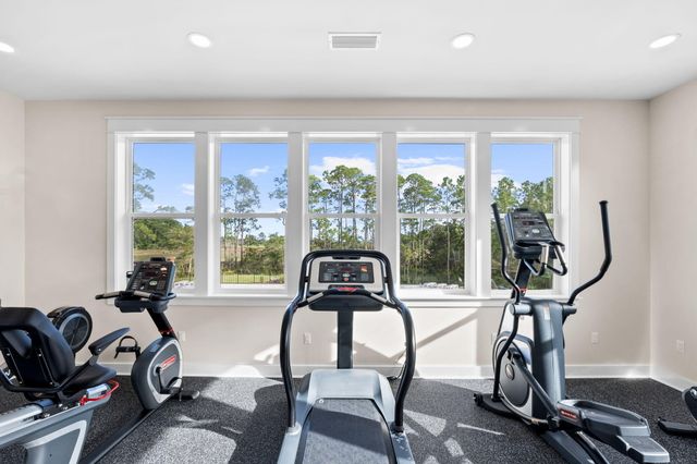 65 Apollo Avenue East, Freeport, FL 32439