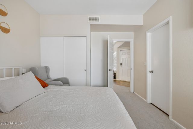 9439 N 59TH Avenue 143, Glendale, AZ 85302