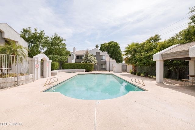 9439 N 59TH Avenue 143, Glendale, AZ 85302