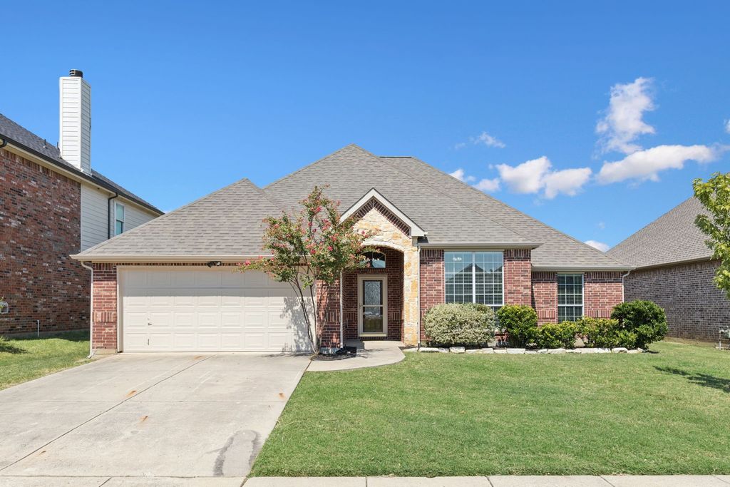 3043 Lakefield Drive, Little Elm, TX 75068