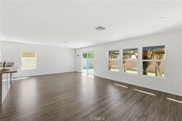 44745 Aspen St, Lancaster, CA 93535