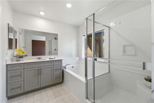 44745 Aspen St, Lancaster, CA 93535