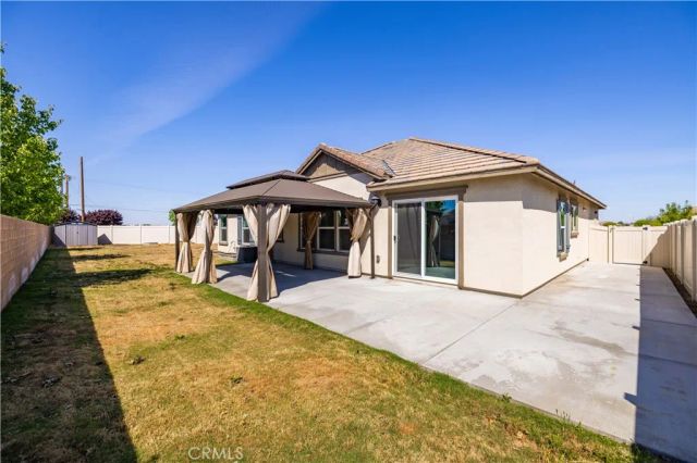 44745 Aspen St, Lancaster, CA 93535