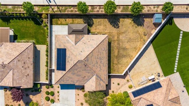 44745 Aspen St, Lancaster, CA 93535