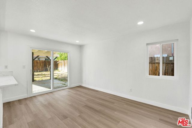 3723 Hollowglen Drive, Palmdale, CA 93550