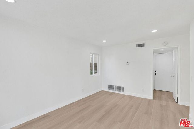 3723 Hollowglen Drive, Palmdale, CA 93550