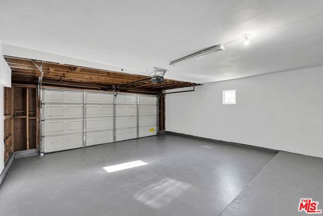 3723 Hollowglen Drive, Palmdale, CA 93550