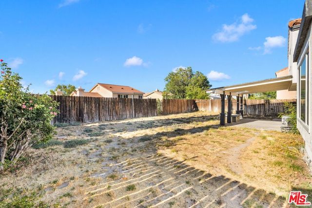 3723 Hollowglen Drive, Palmdale, CA 93550
