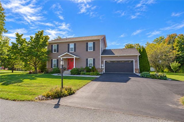 6425 Abbey Road, Plainfield Twp, PA 18091