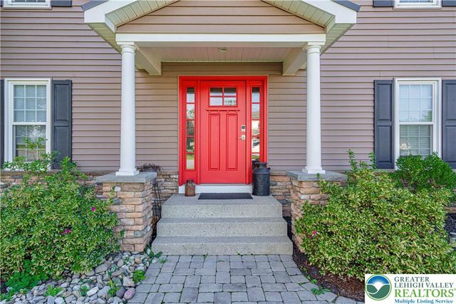 6425 Abbey Road, Plainfield Twp, PA 18091