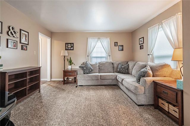 6425 Abbey Road, Plainfield Twp, PA 18091
