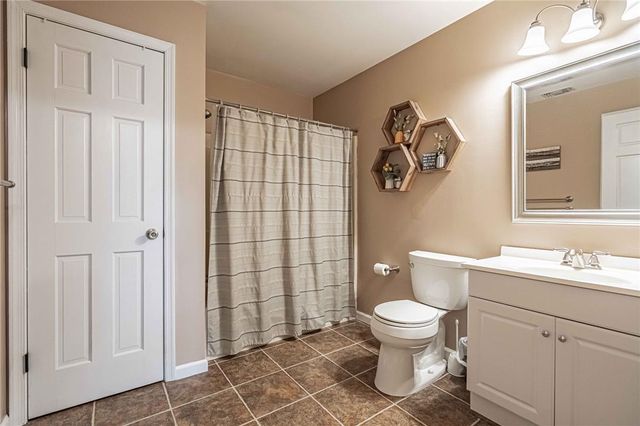 6425 Abbey Road, Plainfield Twp, PA 18091