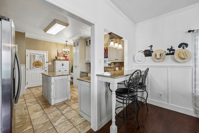 331 Radecke Road, Krum, TX 76249