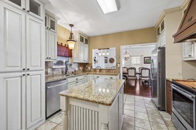 331 Radecke Road, Krum, TX 76249