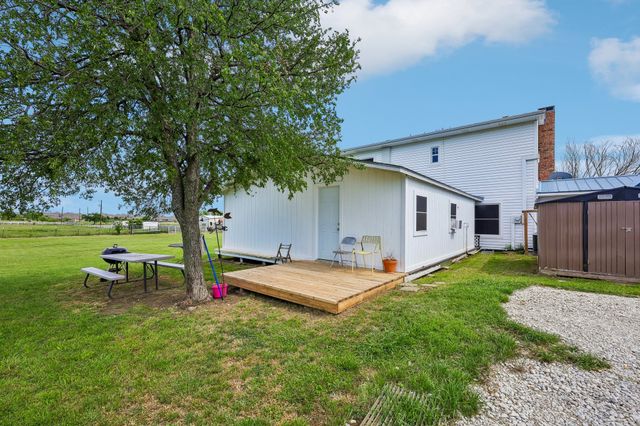 331 Radecke Road, Krum, TX 76249