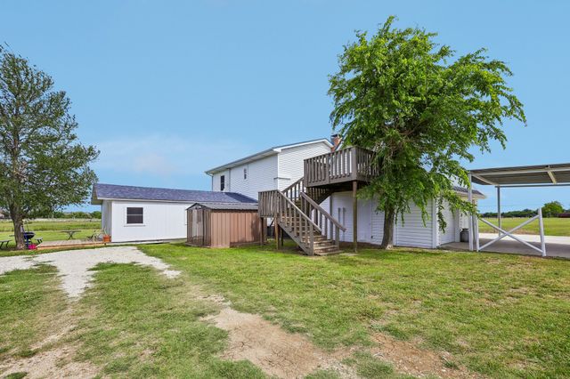 331 Radecke Road, Krum, TX 76249