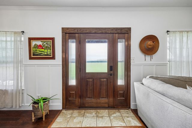 331 Radecke Road, Krum, TX 76249
