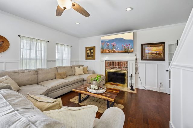 331 Radecke Road, Krum, TX 76249