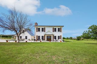331 Radecke Road, Krum, TX 76249