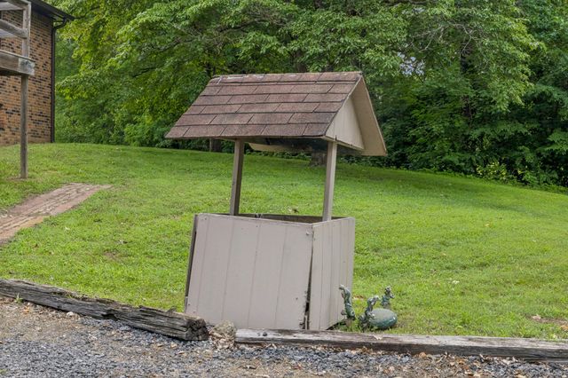 2544 Highway 48, Clarksville, TN 37040