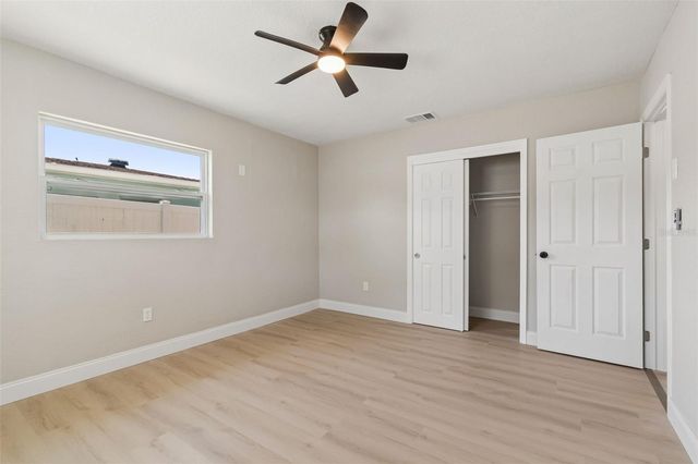 10229 N VALLE DRIVE, Tampa, FL 33612