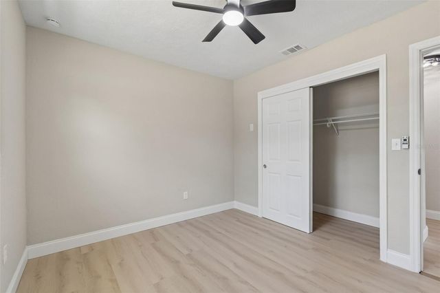 10229 N VALLE DRIVE, Tampa, FL 33612