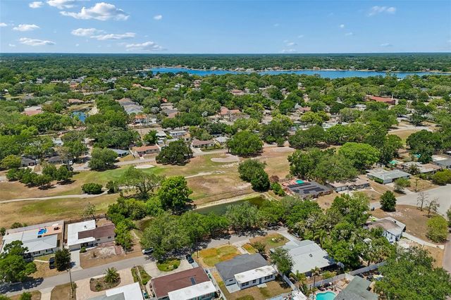 10229 N VALLE DRIVE, Tampa, FL 33612