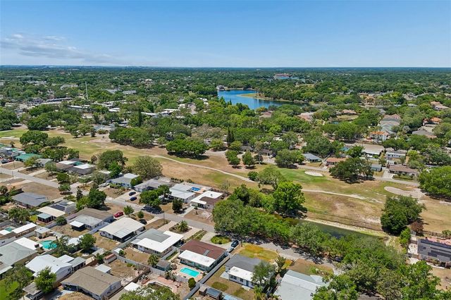 10229 N VALLE DRIVE, Tampa, FL 33612