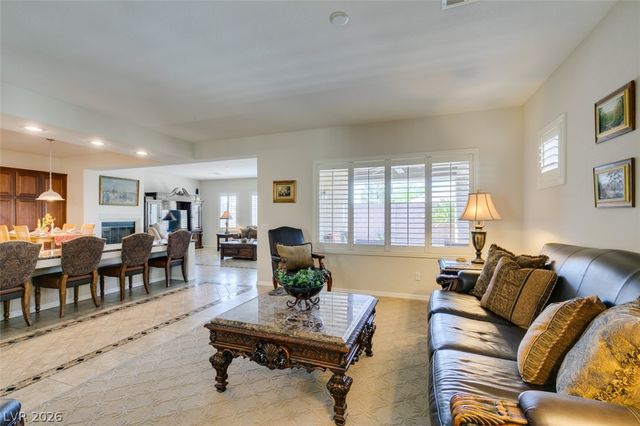 5953 Spanish Mustang Court, Las Vegas, NV 89122