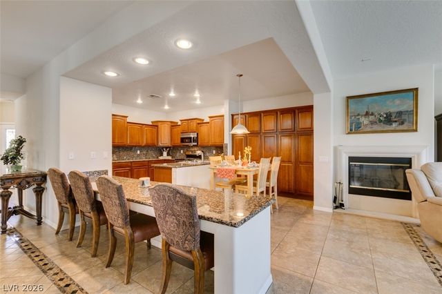 5953 Spanish Mustang Court, Las Vegas, NV 89122