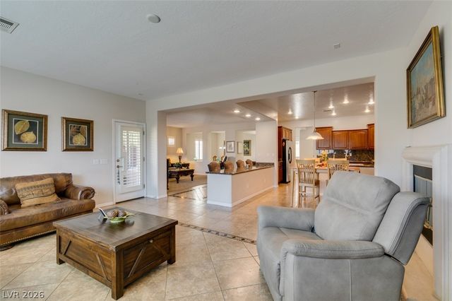 5953 Spanish Mustang Court, Las Vegas, NV 89122